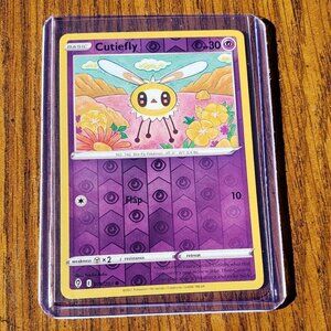Pokémon TCG Evolving Skies Cutiefly 078/203 Reverse Holo NM/M